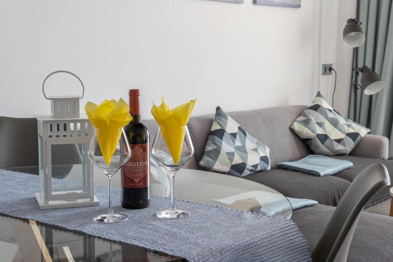 Apartment Arce Frontline Seaview ネルハ エクステリア 写真
