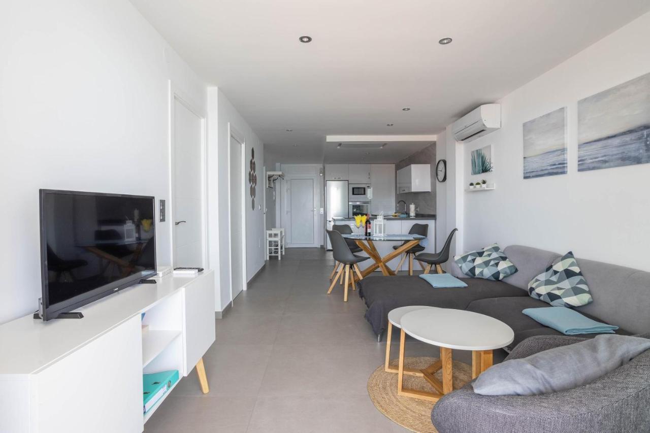 Apartment Arce Frontline Seaview ネルハ エクステリア 写真