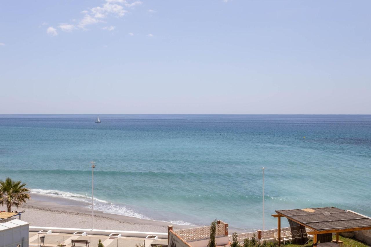 Apartment Arce Frontline Seaview ネルハ エクステリア 写真